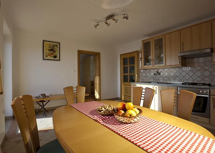 Holiday home Vineyard Ucman