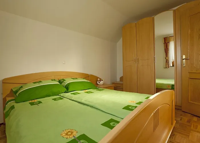 Vineyard Ucman 奥托塞克